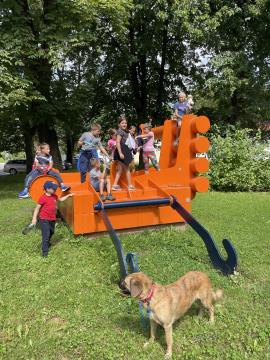 Razigrano ravensko poletje ŽIVE OBLIKE (8)